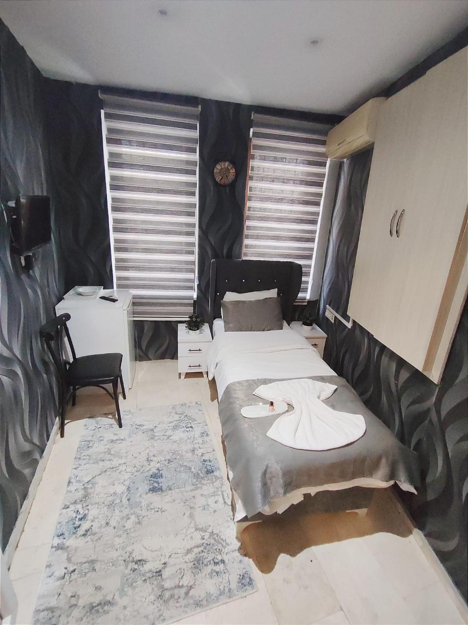 Taksim Sweet Central Hotel Истанбул Екстериор снимка